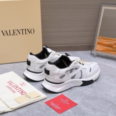 Valentino Sneaker